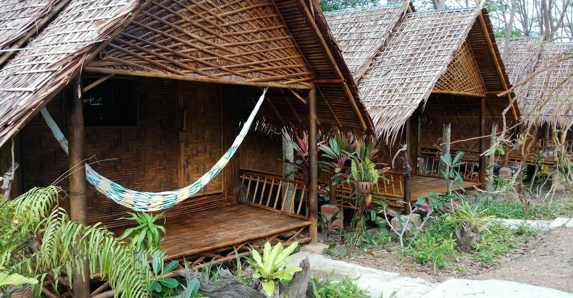 Апартаменты Dahla Lanta Hut Ко-Ланта